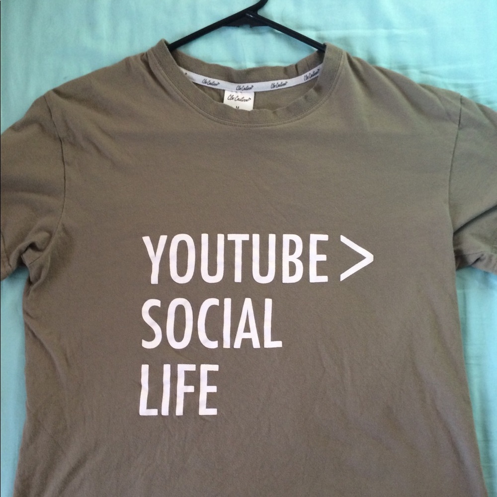 Cloe couture YouTube >social life